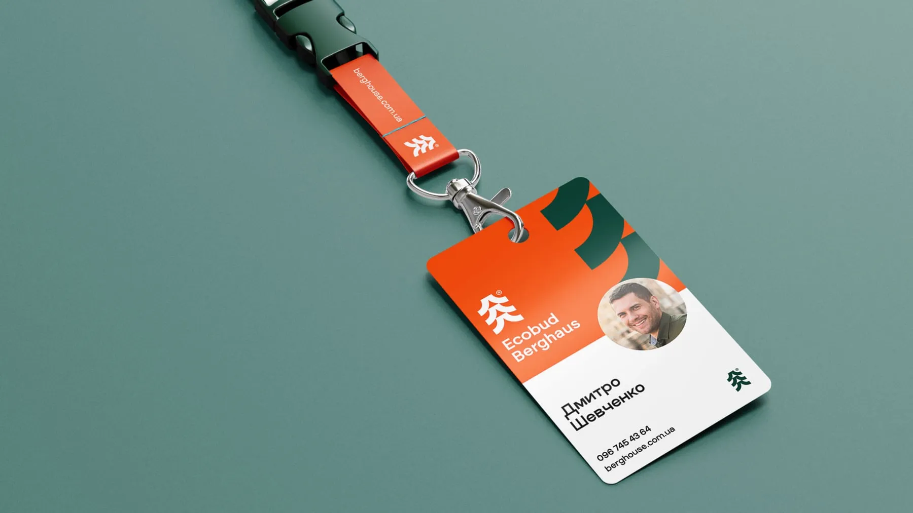 Badge, business cards and pens.