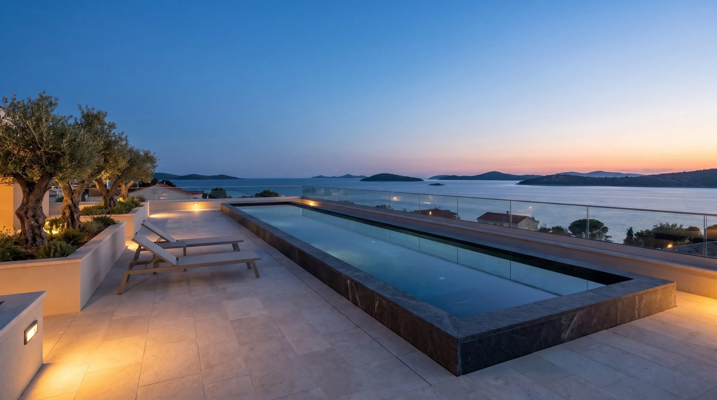 Krovni bazen penthousea
